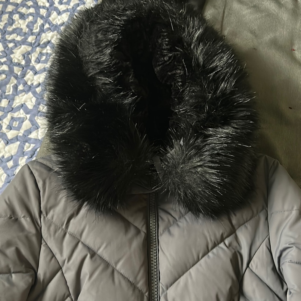 Very warm long coat by Laundry